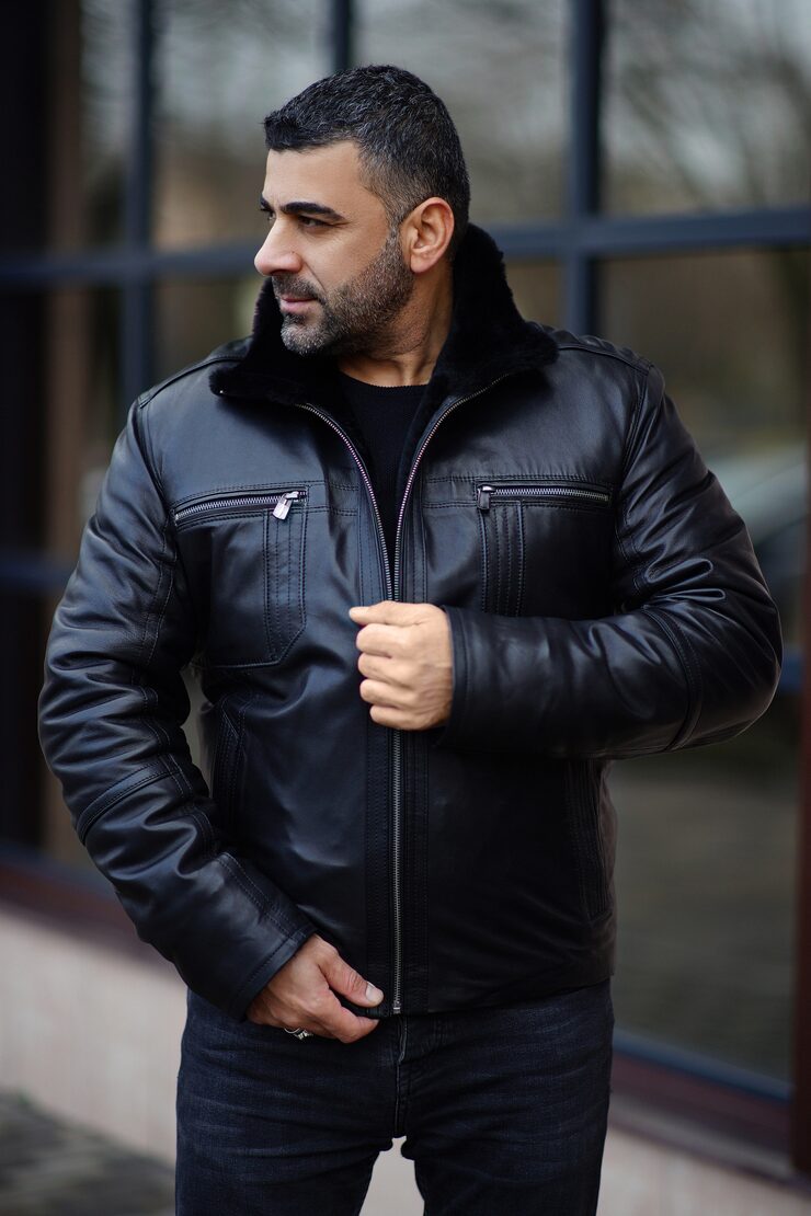 VESTE EN CUIR