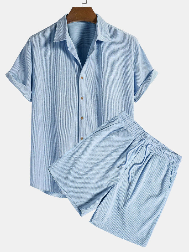 Chemise à manches courtes en velours côtelé avec boutons et shorts