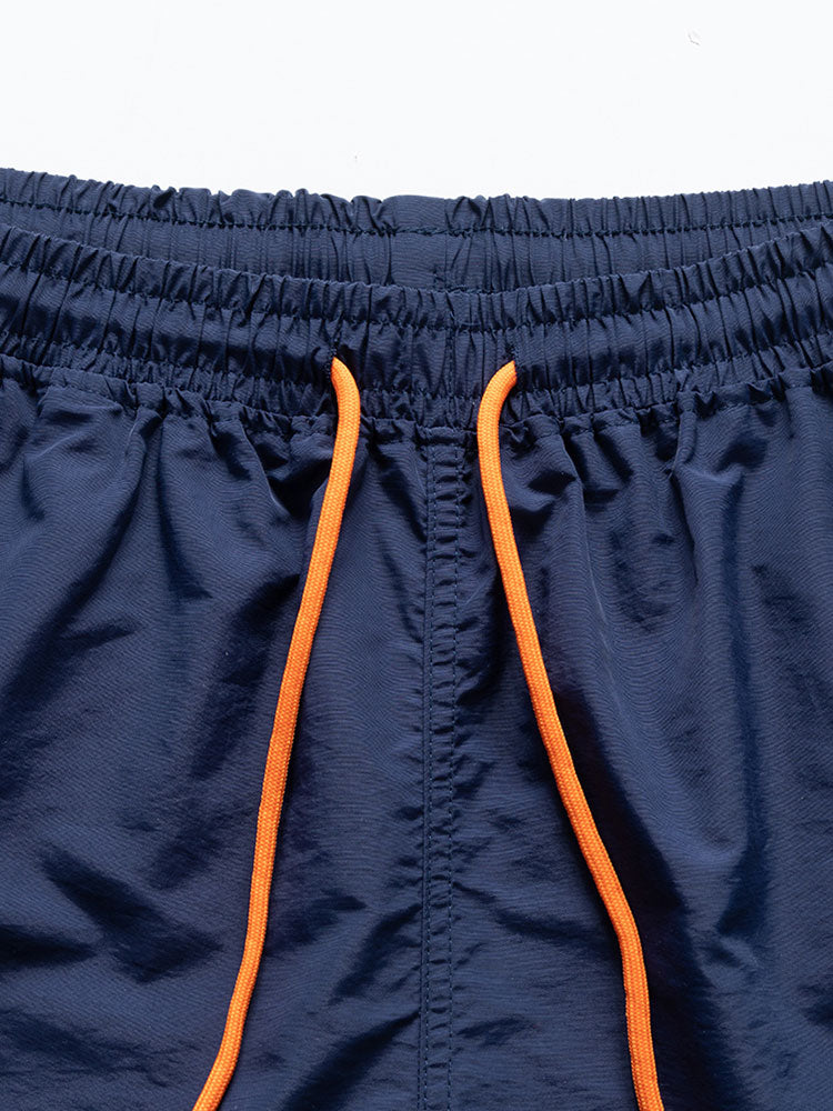 Bouton d'impression de géométrie de couleur Short et short de natation