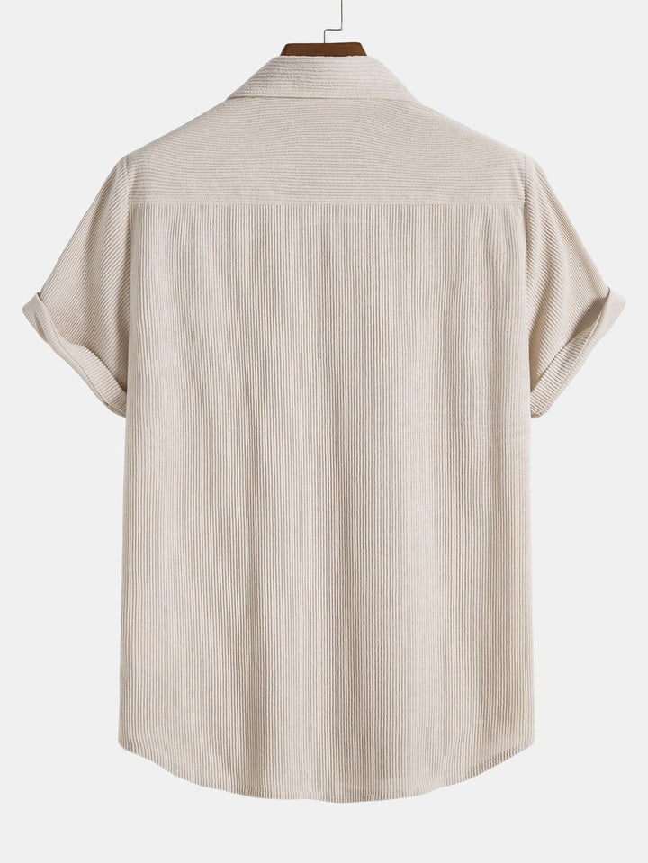 Chemise à manches courtes en velours côtelé avec boutons et shorts