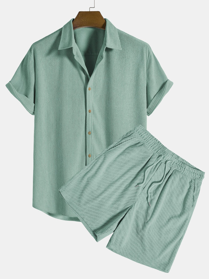 Chemise à manches courtes en velours côtelé avec boutons et shorts