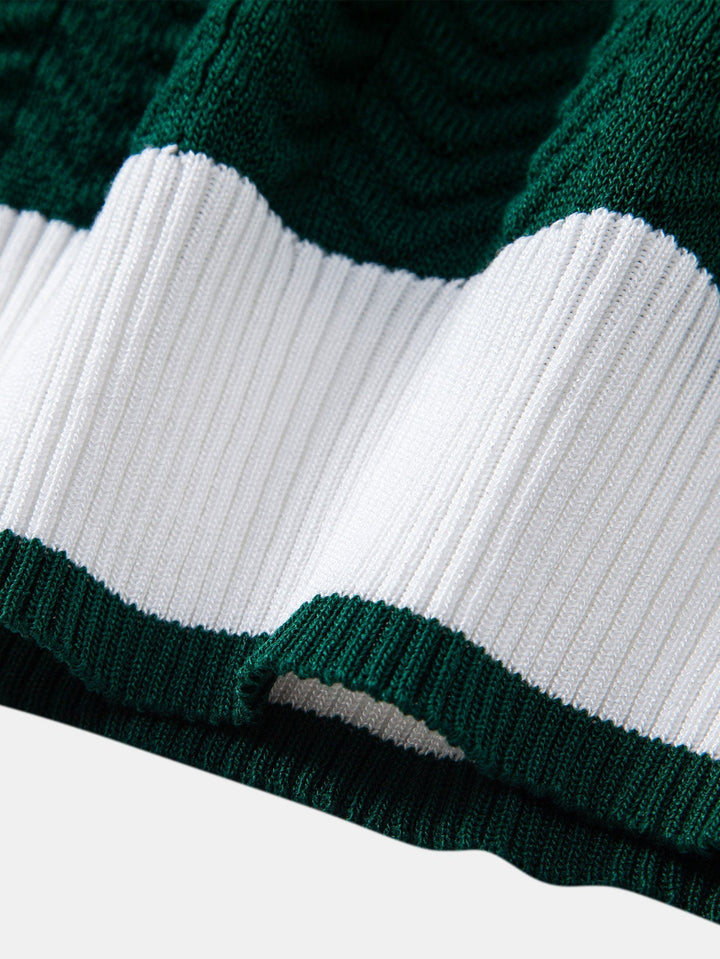 Polo à col en V en maille à contraste de texture
