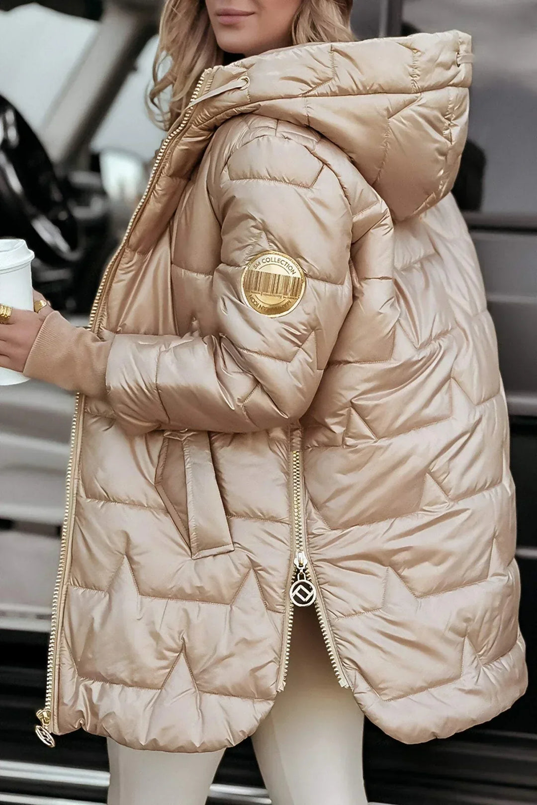 ASTRID – Veste d’hiver élégante avec capuche et doublure